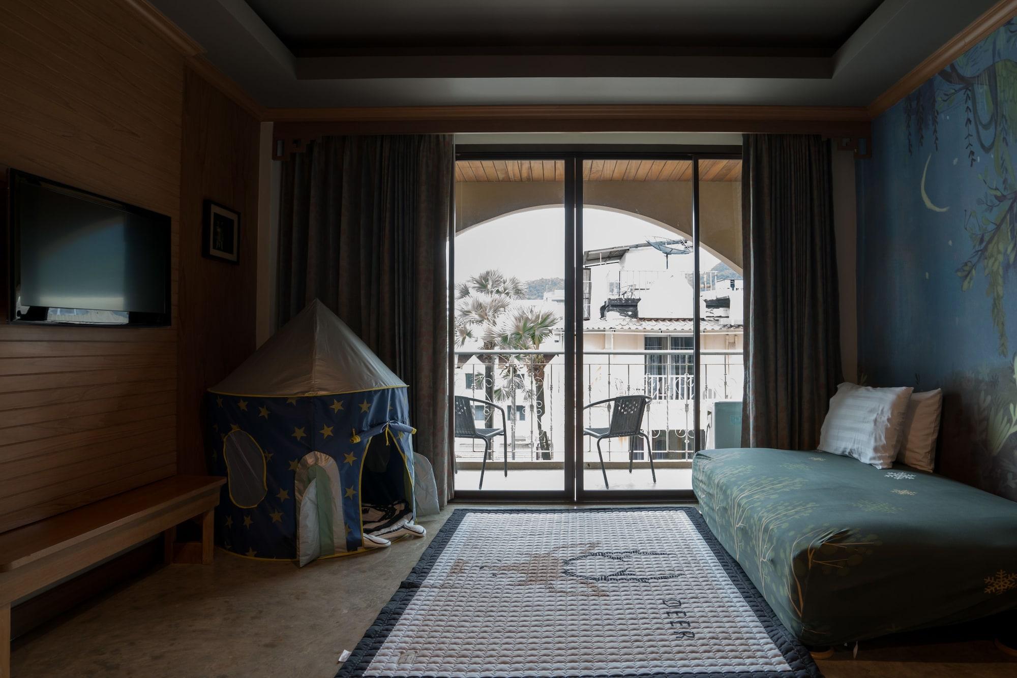 Minatale Phuket Hotel Patong Bagian luar foto