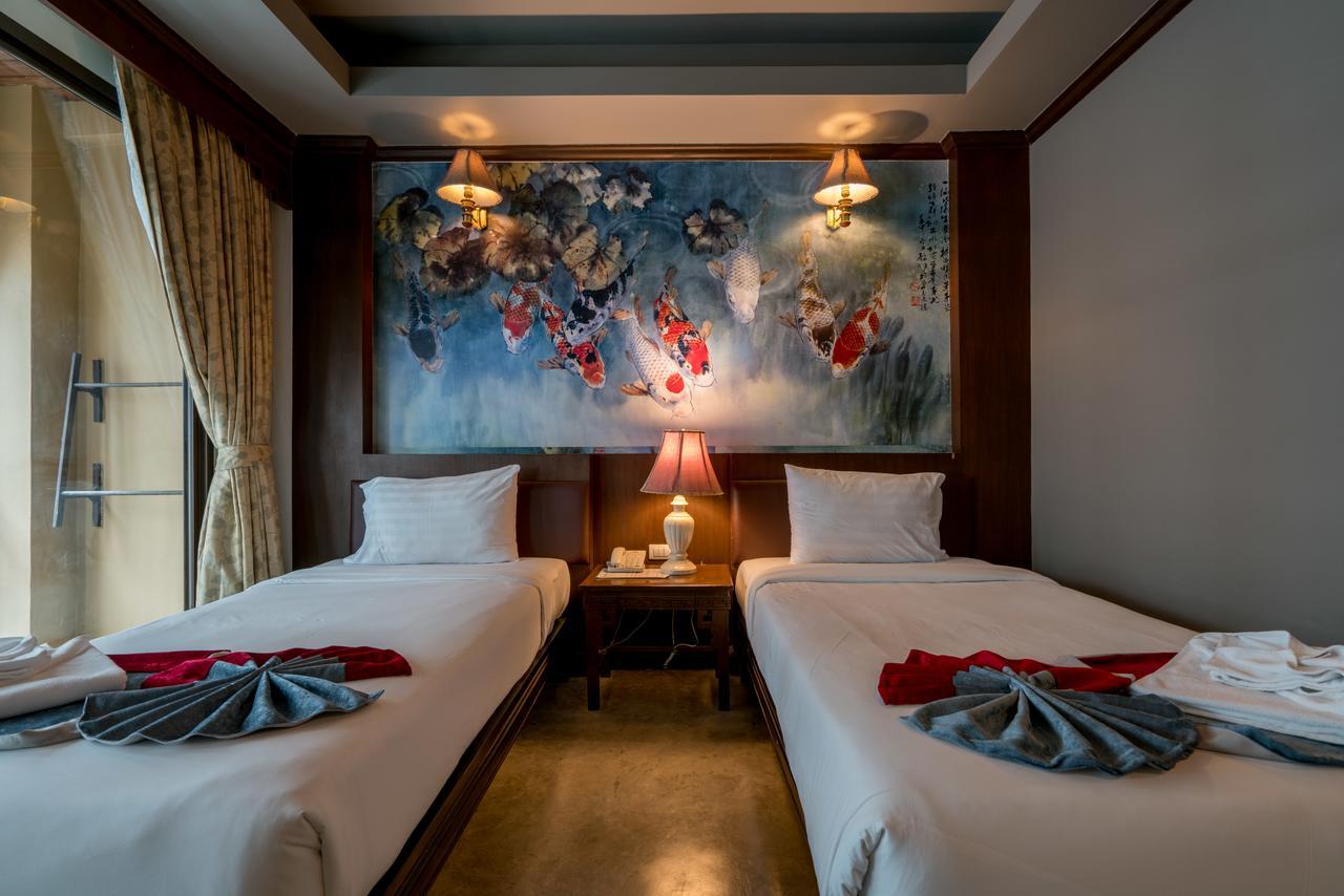 Minatale Phuket Hotel Patong Bagian luar foto
