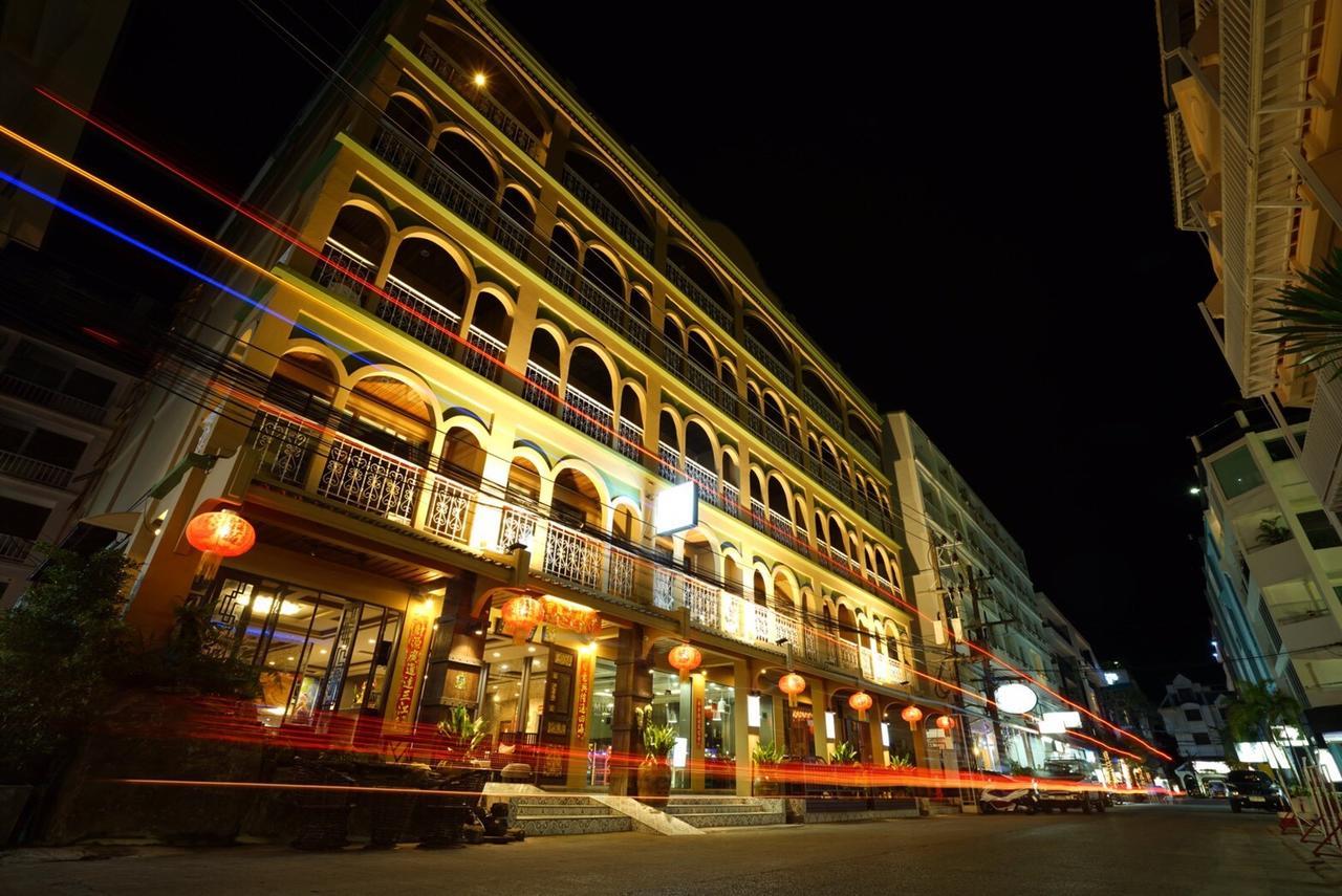 Minatale Phuket Hotel Patong Bagian luar foto